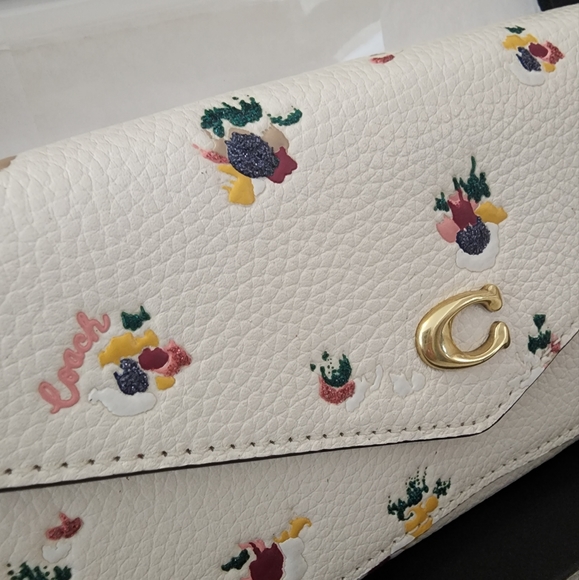 NWT ~ Coach Wyn Soft Wallet With Paint Dab Floral Print~ Very Rare - Picture 4 of 16